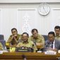 Baleg DPR gelar raker dengan DPD dan Pemerintah membahas RUU Daerah Khusus Jakarta (DKJ), (Foto : Ashar/SinPo.id)
