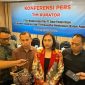 Tim kurator pailit PT Sritex, saat jumpa pers di Semarang, Senin 13 Januari 2025 malam. (arri widiarto.)