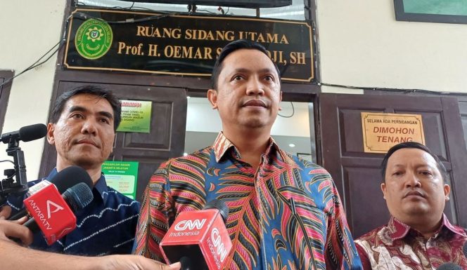 
					Kuasa hukum Hasto Kristiyanto, Ronny Talapessy. [Foto Istimewa]