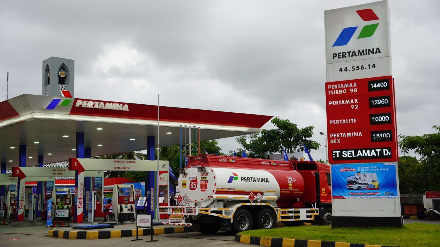 Kejagung menetapkan sejumlah tersangka di Pertamina yang menyebabkan kerugian negara. (Foto: Istimewa)